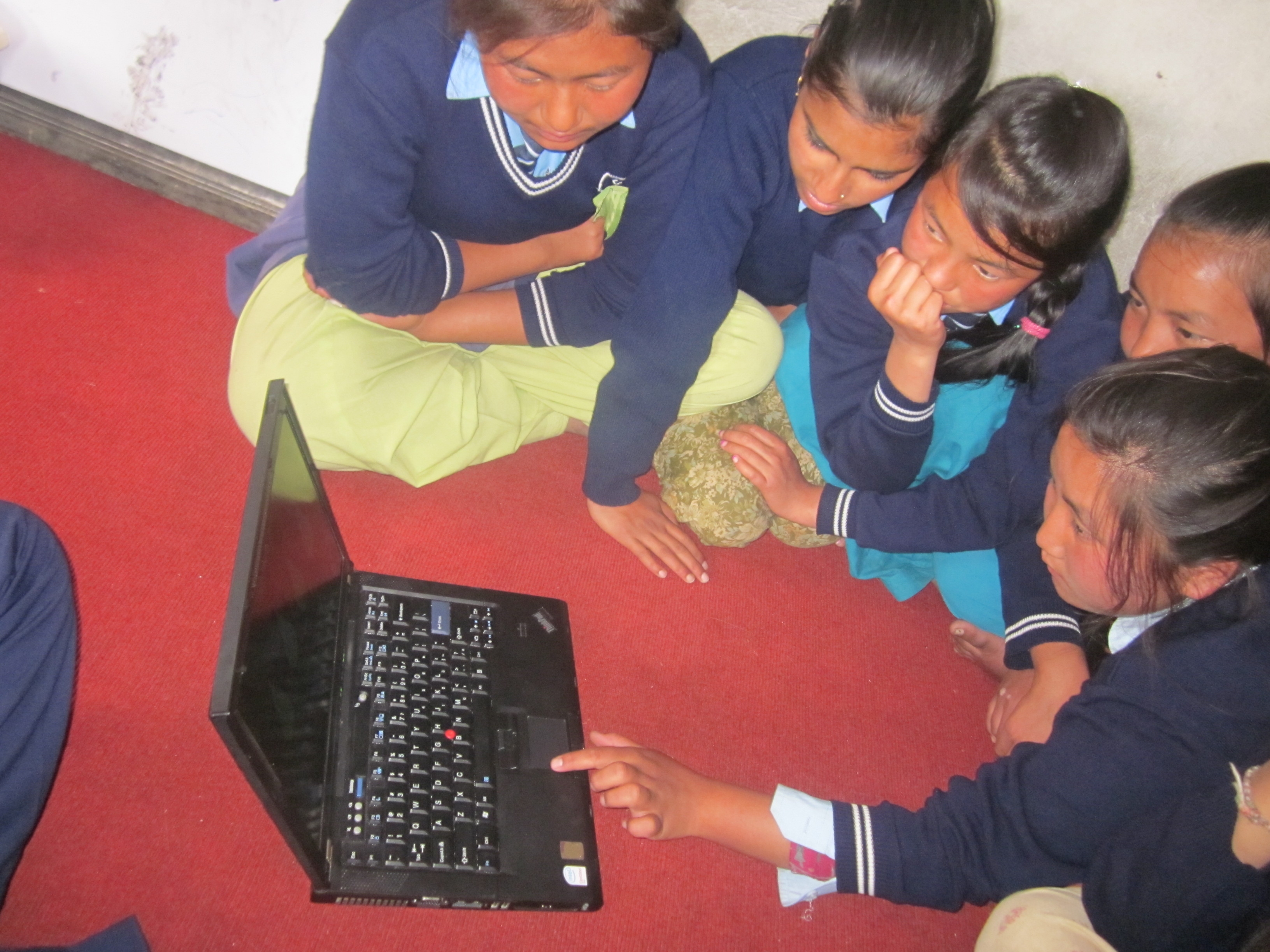 Introducing the First Laptops to Schools